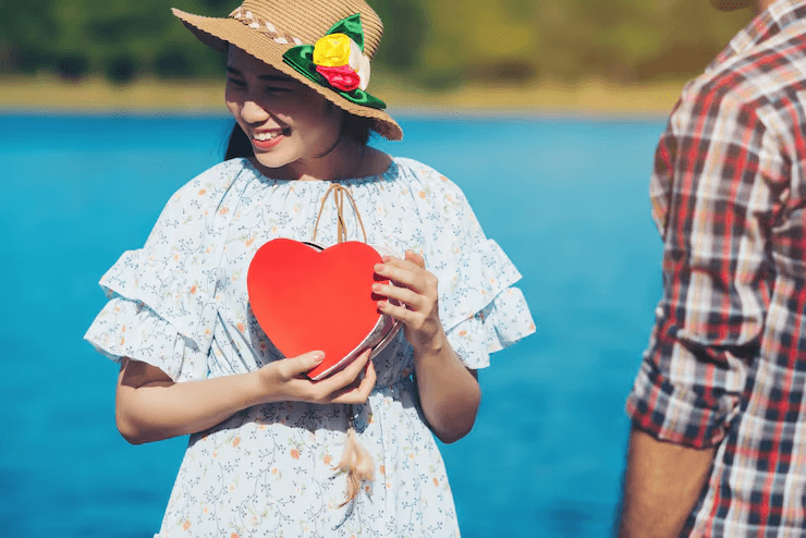 The Power of the Thumb: Understanding Love Island Voting image 2